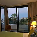 Villa Luxury Townhouse With Stunning Sea & Mountain Views