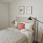 Luxury Townhouse With Stunning Sea & Mountain Views Villa *