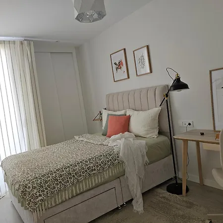 Vila Luxury Townhouse With Stunning Sea & Mountain Views