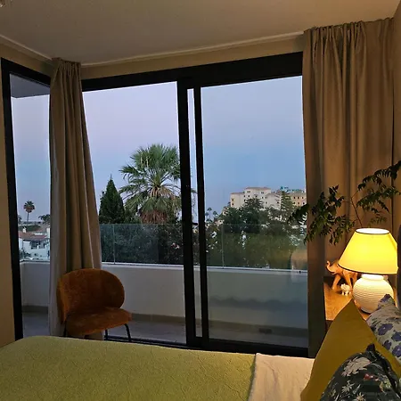 Vila Luxury Townhouse With Stunning Sea & Mountain Views