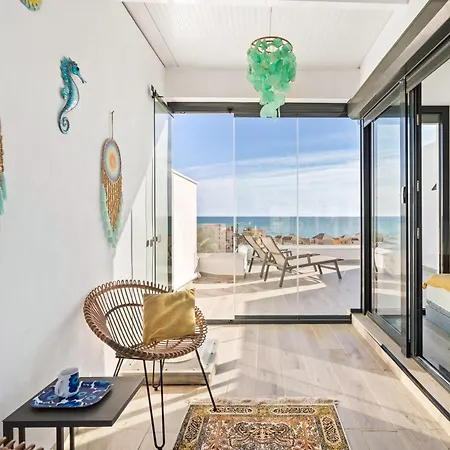 Luxury Townhouse With Stunning Sea & Mountain Views Vila *