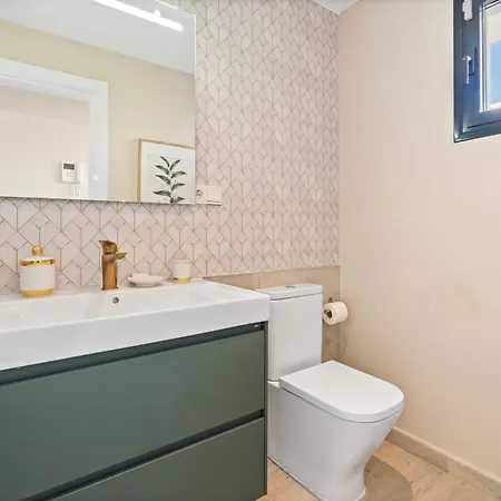 Luxury Townhouse With Stunning Sea & Mountain Views Vila Fuengirola