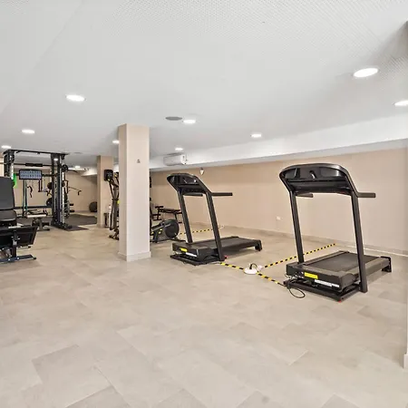 Luxury Townhouse With Stunning Sea & Mountain Views Fuengirola
